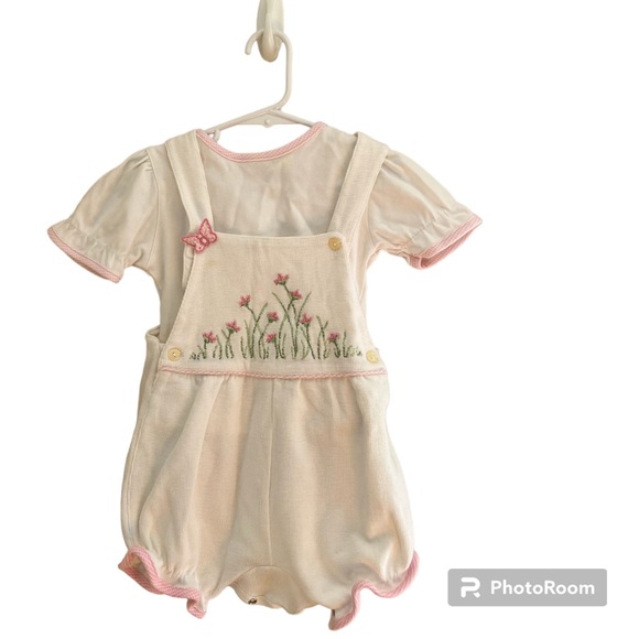 ◻️EMPORIO BABY: Girl size 24 months, cream floral jumpsuit w/undershirt preowned - Picture 1 of 10